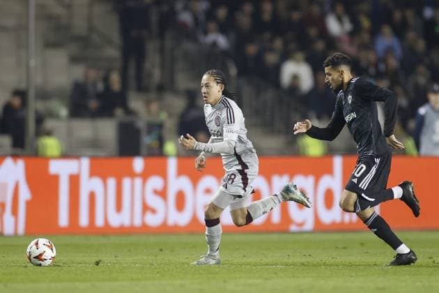 BAKOE, 24-10-2024, Tofiq Bahramov Stadium , season 2024 2025 , Europa League match between FK Qarabag and Ajax . Ajax player Kian Fitz-Jim and Qarabag player Abdellah Zoubir Qarabag - Ajax  x26552874x Copyright:
