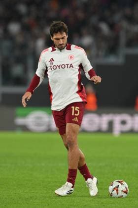 Foto IPP Roberto Ramaccia Roma 24 10 2024 Uefa Europa League 2024 2025 Roma vs Dynamo Kiev Nella foto Mats Hummels Italy Photo Press - World Copyright Roma italy  Copyright: xR4924_italyphotopressx