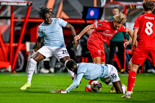 FC Twente midfielder Sem Steijn, Lazio forwarder Boulaye Dia, during the match Twente - Lazio at the Grolsch Veste for the UEFA Europa League - League phase - Matchday 3 season 2024-2025 in ENSCHEDE, Netherlands on 24 oktober 2024, (photo by Stefan Koops EYE4images DeFodi Images) not used in POL SRB CRO FRA GBR NED ITA USA Defodi-746_196783