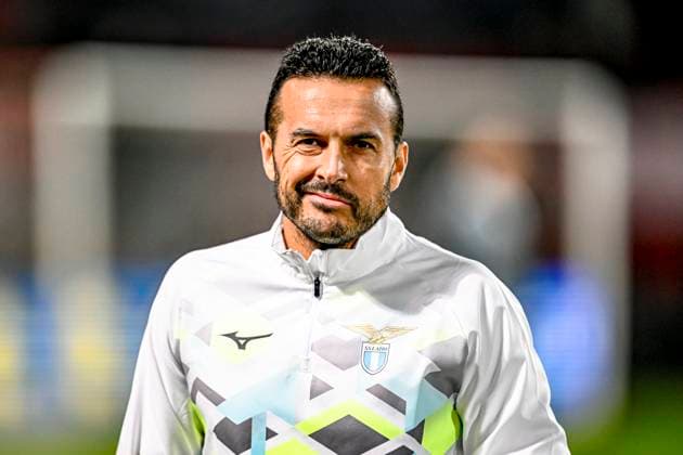 Lazio forwarder Pedro Rodriguez, during the match Twente - Lazio at the Grolsch Veste for the UEFA Europa League - League phase - Matchday 3 season 2024-2025 in ENSCHEDE, Netherlands on 24 oktober 2024, (photo by Stefan Koops EYE4images DeFodi Images) not used in POL SRB CRO FRA GBR NED ITA USA Defodi-746_196759