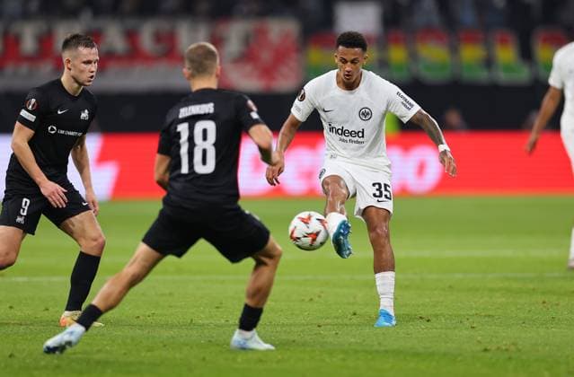 24.10.2024, Fussball UEFA Europa League, Eintracht Frankfurt - FC Riga FS RFS, emonline, emspor, v.l., Dmitrijs Zelenkovs (FK RFS), Tuta Lucas Silva Melo (Eintracht Frankfurt) DFL DFB REGULATIONS PROHIBIT ANY USE OF PHOTOGRAPHS AS IMAGE SEQUENCES AND OR QUASI-VIDEO. xdcx Copyright: HMBxMedia