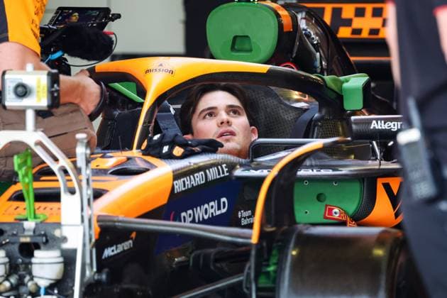 29 O WARD Pato (mex), McLaren F1 Team MCL38, action during the Formula 1 Gran Premio de la Ciudad de Mexico 2024, 20th round of the 2024 Formula One World Championship, WM, Weltmeisterschaft from October 25 to 27, 2024 on the Autodromo Hermanos Rodriguez, in Mexico City, Mexico - F1 - MEXICO CITY GRAND PRIX 2024 DPPI Panoramic  241024_R20_MESSICO_DP_FG005954