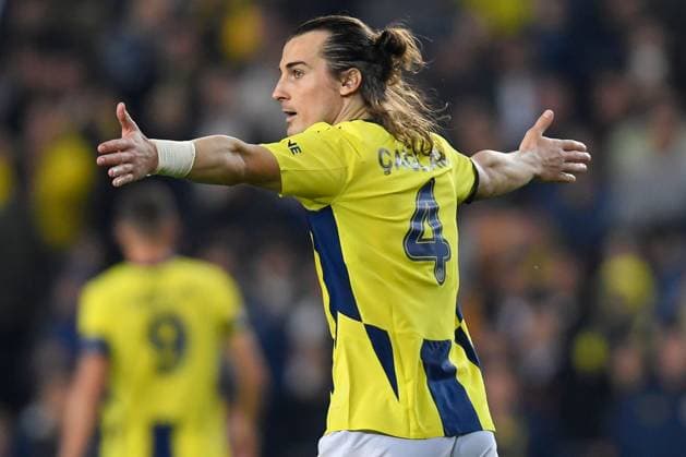 Ã?aglar Söyüncü of Fenerbahce S.K. appeals Fenerbahce v Manchester United, ManU UEFA Europa League, Group Stage, Football, Sukru Saracoglu Stadium, Istanbul, Turkey, 24 Oct 2024 EDITORIAL USE ONLY No use with unauthorised audio, video, data, fixture lists, club league logos or live services. Online in-match use limited to 120 images, no video emulation. No use in betting, games or single club league player publications. Copyright: xAlexxNicodim Shutterstockx 14801667hi