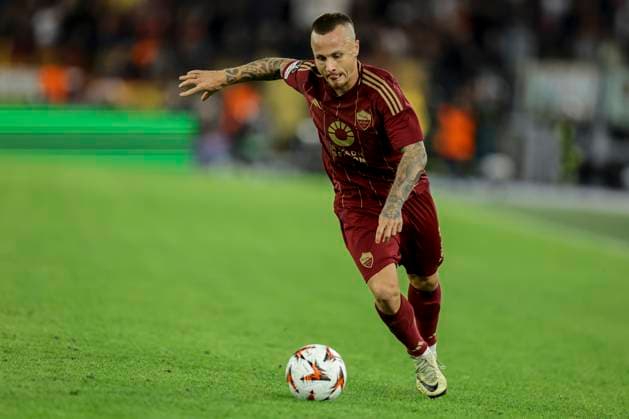 UEFA Europa League phase match day3 AS Roma vs Dynamo Kyiv Roma™s Spanish defender Angelino controls the ball during UEFA Europa League phase match day 3 match between AS Roma vs Dynamo Kyiv at Olimpico stadium on October 23, 2024 in Rome, Italy. ABPH0152 Copyright: xAntonioxBalascox
