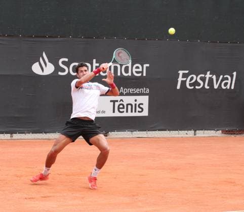RECORD DATE NOT STATED Mateus alves advances to the quarterfinals of the ATP, Tennis Herren challenger curitiba Curitiba (pr) 10 24 2024- tennis atp challenger curitiba mateus alves karue sell- in the duel between brazilian tennis players mateus alves beat karue sell by 7 6, 3 6 and 7 5 and advanced to the quarterfinals, match played on the graciosa country club court on the afternoon of this thursday, october 24, 2024. (Foto: Edson De Souza Thenews2 imago images)  Copyright: xEdsonxdexSouzax