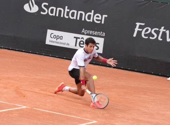 RECORD DATE NOT STATED Mateus alves advances to the quarterfinals of the ATP, Tennis Herren challenger curitiba Curitiba (pr) 10 24 2024- tennis atp challenger curitiba mateus alves karue sell- in the duel between brazilian tennis players mateus alves beat karue sell by 7 6, 3 6 and 7 5 and advanced to the quarterfinals, match played on the graciosa country club court on the afternoon of this thursday, october 24, 2024. (Foto: Edson De Souza Thenews2 imago images)  Copyright: xEdsonxdexSouzax