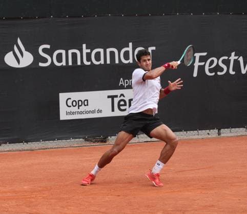 RECORD DATE NOT STATED Mateus alves advances to the quarterfinals of the ATP, Tennis Herren challenger curitiba Curitiba (pr) 10 24 2024- tennis atp challenger curitiba mateus alves karue sell- in the duel between brazilian tennis players mateus alves beat karue sell by 7 6, 3 6 and 7 5 and advanced to the quarterfinals, match played on the graciosa country club court on the afternoon of this thursday, october 24, 2024. (Foto: Edson De Souza Thenews2 imago images)  Copyright: xEdsonxdexSouzax