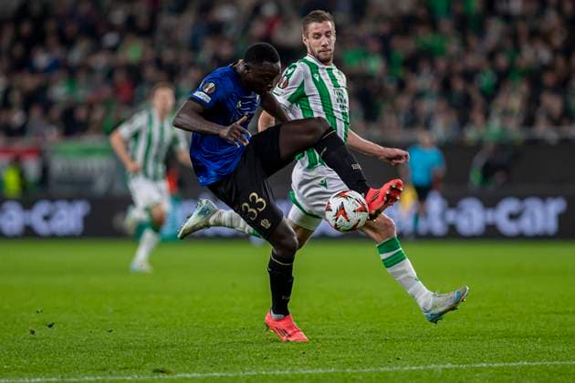 Ferencvarosi TC v OGC Nice - UEFA Europa League 2024 25 League Phase MD3 Antoine Mendy of OGC Nice competes for the ball with Barnabas Varga of FTC during the UEFA Europa League match at Groupama Arena in Budapest, Hungary, on October 24, 2024. Budapest Hungary  Copyright: xRobertxSzaniszlox originalFilename:szaniszlo-notitle241024_npYEp.jpg