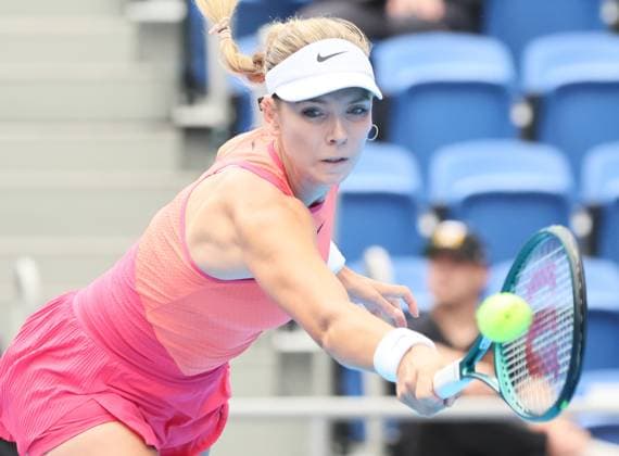 October 25, 2024, Tokyo , Japan - British Katie Boulter returns the ball against Bianca Andreescu of Canada at the quarter final match of the Toray Pan Pacific tennis tournament at the Ariake Colosseum in Tokyo on Friday, October 25, 2024. Boulter defeated Andreescu. (photo by Yoshio Tsunoda AFLO) Noxthirdxpartyxsales  (0775216904st)