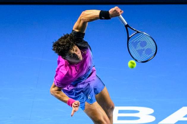 Basel, Switzerland - October 24: Ben Shelton of USA serves the ball against Stan Wawrinka of Switzerland during the Swiss Indoors Basel - Day 4 at St. Jakobshalle on October 24, 2024 in Basel, Switzerland. (Photo by JustPuctures) Basel St. Jakobshalle Basel-Stadt Switzerland