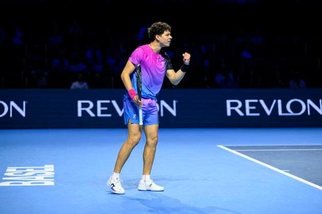 Basel, Switzerland - October 24: Ben Shelton of USA celebrates a set won against Stan Wawrinka of Switzerland during the Swiss Indoors Basel - Day 4 at St. Jakobshalle on October 24, 2024 in Basel, Switzerland. (Photo by JustPuctures) Basel St. Jakobshalle Basel-Stadt Switzerland