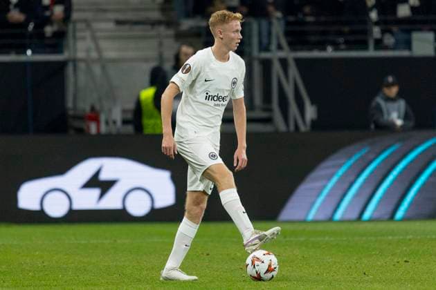 UEFA Europa League: Eintracht Frankfurt - FC Riga FS, 24.10.2024 Hugo Larsson (Eintracht Frankfurt 16) am Ball, Freisteller, Portrait Porträt, Eintracht Frankfurt - FC Riga FS, Frankfurt, Deutsche Bank Park, 24.10.2024 Copyright: xBEAUTIFULxSPORTS Gawlikx