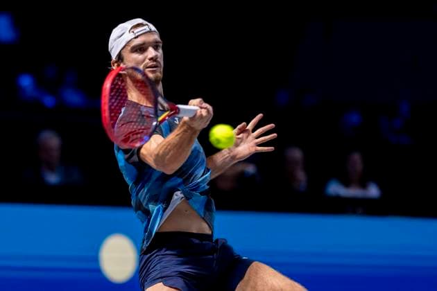 TOMAS MACHAC (CZE) (in picture) in match against JACK DRAPER (GBR) at the ATP, Tennis Herren World Tour, Erste Bank Open at the Wiener Stadthalle. Vienna