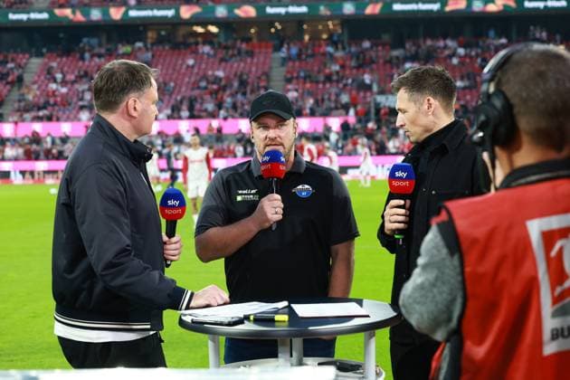GER, 2.FBL. 1. FC Koeln vs. SC Paderborn 25.10.2024, Rheinenergie Stadion, Koeln, GER, 2.FBL. 1. FC Koeln vs. SC Paderborn, im Bild: Åukasz Kwasniok Trainer Headcoach (Paderborn), im Interview