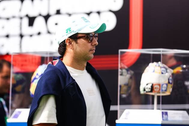 PEREZ Sergio (mex), Red Bull Racing RB20, portrait during the Formula 1 Gran Premio de la Ciudad de Mexico 2024, 20th round of the 2024 Formula One World Championship, WM, Weltmeisterschaft from October 25 to 27, 2024 on the Autodromo Hermanos Rodriguez, in Mexico City, Mexico - F1 - MEXICO CITY GRAND PRIX 2024 DPPI Panoramic  241025_R20_MESSICO_DP_EA027799