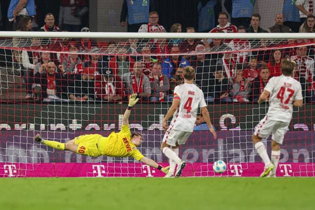 Köln, Deutschland, 25.10.24: Sven Michel (SC Paderborn) erzielt das Tor zum 1:1 waehrend des Spiels der 2. Bundesliga zwischen 1. FC Köln - SC Paderborn im RheinEnergieSTADION am 25. October 2024 in Köln, Deutschland. Köln ReihnEnergieSTADION Germany