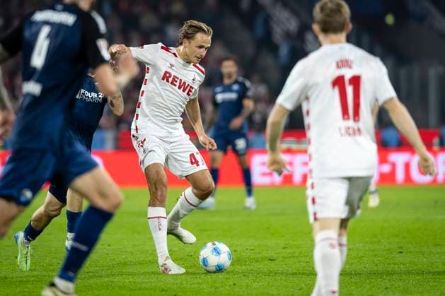 1. FC Köln - SC Paderborn 07, 25.10.2024 Mathias Olesen (1. FC Köln, 47); 10. Spieltag der 2. Fußball-Bundesliga, 1. FC Köln - SC Paderborn 07 am 25.10.2024 im RheinEnergie-Stadion in Köln. DIE DFL-VORSCHRIFTEN VERBIETEN JEDE VERWENDUNG VON FOTOS ALS BILDSEQUENZEN UND ODER QUASI-VIDEO.