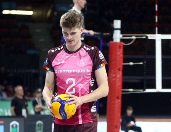 Maxim KUENITZ (KWh), He-Volleyballl, Bundesliga 2024 25 WWK Volleys Herrsching vs Energiequelle Netzhoppers Koenigs Wusterhausen, Muenchen, BMW Park, 25.10.24 Copyright: WolfgangxFehrmann