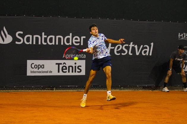 ATP, Tennis Herren challenger curitiba felipe meligeni advances to the semifinals Curitiba (pr), 10 25 2024- tennis atp challenger curitiba felipe meligeni roman andres burruchaga- in a very disputed match, brazilian felipe meligeni beat roman andres burruchaga (arg) by 6 0 4 6 6 1, on the graciosa country club court on the night of this friday, october 25, 2024. (Foto: Edson De Souza Thenews2 imago images) SPO  Copyright: xEdsonxTeodoroxDexSouzax