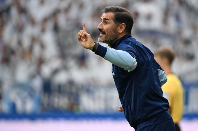 RECORD DATE NOT STATED 26.10.2024, xjhx, Fussball 2.Bundesliga, Karlsruher SC - Hertha BSC Berlin emspor, v.l. Trainer Christian Fiel (Hertha BSC Berlin) (DFL DFB REGULATIONS PROHIBIT ANY USE OF PHOTOGRAPHS as IMAGE SEQUENCES and or QUASI-VIDEO) Karlsruhe