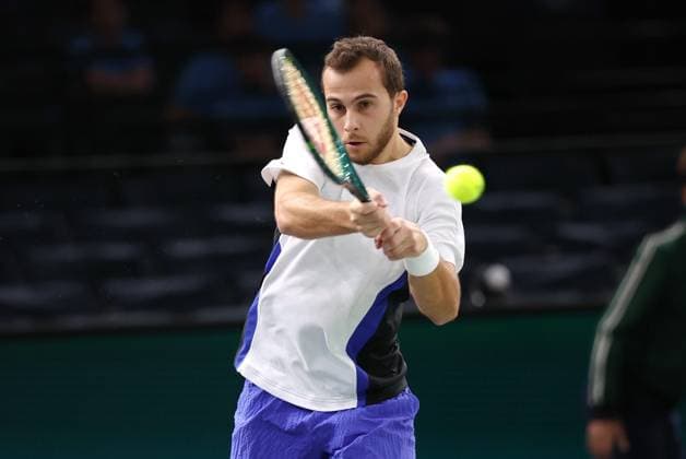 ROLEX PARIS MASTERS TENNIS 2024 Thierry Larret Maxppp. Tennis. Rolex Paris Masters. Accorhotels Arena, Paris (75), le 26 Octobre 2024. Qualifications : Marcos GIRON (USA) vs Hugo GASTON (FRA) Paris (75) ACCORHOTELS ARENA ILE DE FRANCE FRANCE  Copyright: xMAXPPPxThierryxLarretx TL_20241026_8002 0775460047st