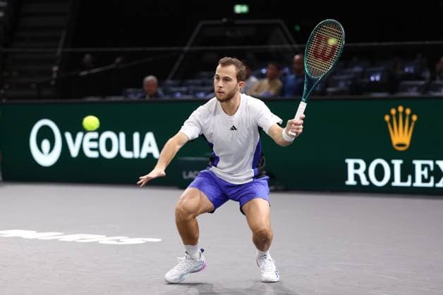 ROLEX PARIS MASTERS TENNIS 2024 Thierry Larret Maxppp. Tennis. Rolex Paris Masters. Accorhotels Arena, Paris (75), le 26 Octobre 2024. Qualifications : Marcos GIRON (USA) vs Hugo GASTON (FRA) Paris (75) ACCORHOTELS ARENA ILE DE FRANCE FRANCE  Copyright: xMAXPPPxThierryxLarretx TL_20241026_8008 0775460246st