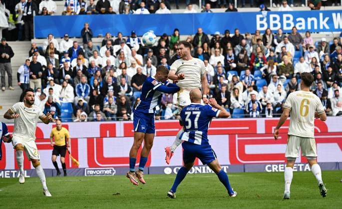 RECORD DATE NOT STATED 26.10.2024, xjhx, Fussball 2.Bundesliga, Karlsruher SC - Hertha BSC Berlin emspor, v.l. Budu Zivivadze (Karlsruher SC KSC) Goal scored, erziehlt das Tor zum 1:1 (DFL DFB REGULATIONS PROHIBIT ANY USE OF PHOTOGRAPHS as IMAGE SEQUENCES and or QUASI-VIDEO) Karlsruhe