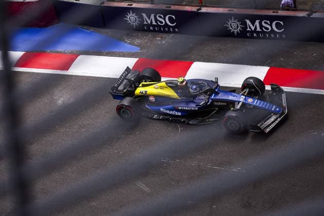 43 COLAPINTO Franco (arg), Williams Racing FW46, action during the Formula 1 Gran Premio de la Ciudad de Mexico 2024, 20th round of the 2024 Formula One World Championship, WM, Weltmeisterschaft from October 25 to 27, 2024 on the Autodromo Hermanos Rodriguez, in Mexico City, Mexico - F1 - MEXICO CITY GRAND PRIX 2024 DPPI Panoramic  241026_R20_MESSICO_EA022317