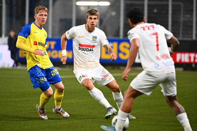 Sint-Truidense VV v KVC Westerlo - Jupiler Pro League SINT-TRUIDEN, BELGIUM - OCTOBER 26 : Vuskovic Luka defender of KVC Westerlo during the Jupiler Pro League match between Sint-Truidense VV and KVC Westerlo on October 26, 2024 in Sint-Truiden, Belgium, 26 10 2024 Sint-Truiden Belgium  Copyright: xVincentxKalutx