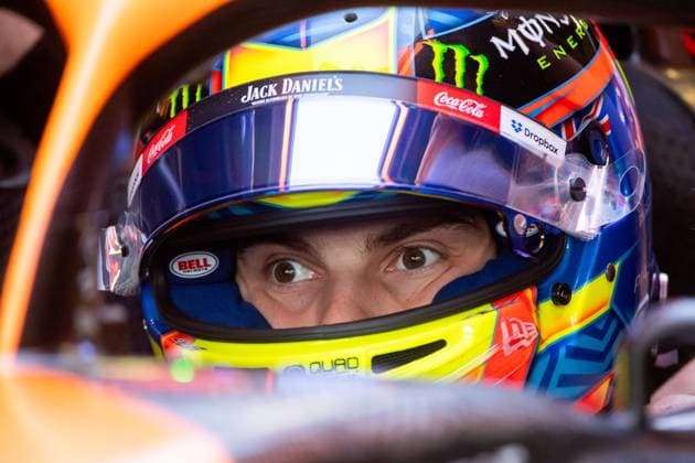 Oscar Piastri (McLaren Formula 1 Team, Australien, 81) in der Box im Cockpit, MEX, Formel 1 Weltmeisterschaft, Grand Prix von Mexiko City, Autodromo Hermanos Rodriguez, Freies Training, 26.10.2024 MEX, Formel 1 Weltmeisterschaft, Grand Prix von Mexiko City, Autodromo Hermanos Rodriguez, Freies Training, 26.10.2024 Mexico City Copyright: xEibner-Pressefoto Memmlerx EP_MMR