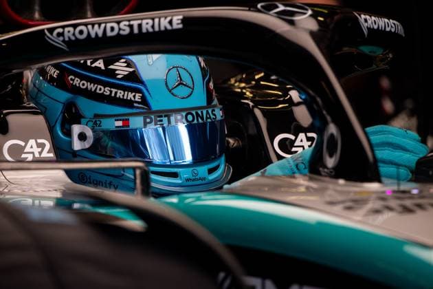 George Russell (Mercedes AMG Petronas Formula One Team, Großbritannien, 63) in der Box, MEX, Formel 1 Weltmeisterschaft, Grand Prix von Mexiko City, Autodromo Hermanos Rodriguez, Freies Training, 26.10.2024 MEX, Formel 1 Weltmeisterschaft, Grand Prix von Mexiko City, Autodromo Hermanos Rodriguez, Freies Training, 26.10.2024 Mexico City Copyright: xEibner-Pressefoto Memmlerx EP_MMR