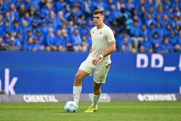 26.10.2024, xjhx, Fussball 2.Bundesliga, Karlsruher SC - Hertha BSC Berlin emspor, v.l. Marcel Beifus (Karlsruher SC KSC) FREISTELLER (DFL DFB REGULATIONS PROHIBIT ANY USE OF PHOTOGRAPHS as IMAGE SEQUENCES and or QUASI-VIDEO) Karlsruhe