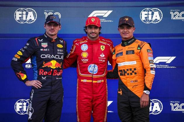 VERSTAPPEN Max (ned), Red Bull Racing RB20, SAINZ Carlos (spa), Scuderia Ferrari SF-24, NORRIS Lando (gbr), McLaren F1 Team MCL38, portrait during the Formula 1 Gran Premio de la Ciudad de Mexico 2024, 20th round of the 2024 Formula One World Championship, WM, Weltmeisterschaft from October 25 to 27, 2024 on the Autodromo Hermanos Rodriguez, in Mexico City, Mexico - F1 - MEXICO CITY GRAND PRIX 2024 DPPI Panoramic 241027_R20_MESSICO_EA013766