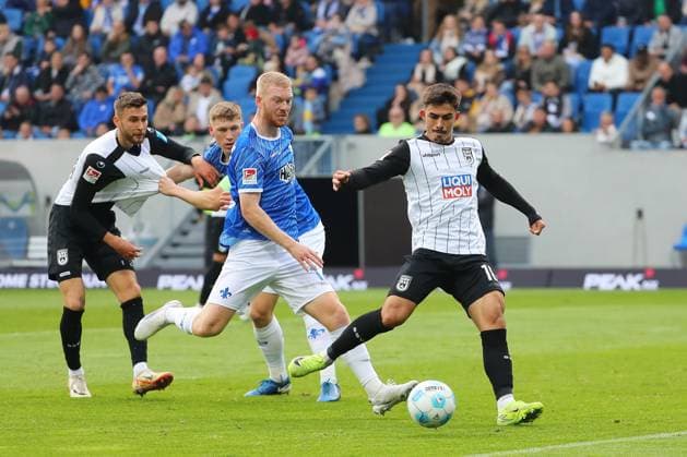27.10.2024, xtvx, Fussball 2.Bundesliga, SV Darmstadt 98 - SSV Ulm 1846 emspor, v.l. Goal scored, Tor zum 1:1 Aaron Keller (SSV Ulm 1846) (DFL DFB REGULATIONS PROHIBIT ANY USE OF PHOTOGRAPHS as IMAGE SEQUENCES and or QUASI-VIDEO) Darmstadt