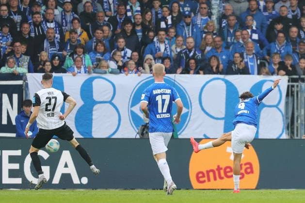 27.10.2024, xtvx, Fussball 2.Bundesliga, SV Darmstadt 98 - SSV Ulm 1846 emspor, v.l. Goal scored, Tor zum 1:0 Fraser Hornby (SV Darmstadt 98) (DFL DFB REGULATIONS PROHIBIT ANY USE OF PHOTOGRAPHS as IMAGE SEQUENCES and or QUASI-VIDEO) Darmstadt