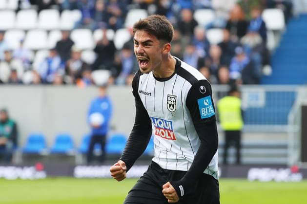 27.10.2024, xtvx, Fussball 2.Bundesliga, SV Darmstadt 98 - SSV Ulm 1846 emspor, v.l. Goal scored, Tor zum 1:1 Aaron Keller (SSV Ulm 1846) Torjubel, Goal celebration, celebrate the goal, celebrates scoring (DFL DFB REGULATIONS PROHIBIT ANY USE OF PHOTOGRAPHS as IMAGE SEQUENCES and or QUASI-VIDEO) Darmstadt