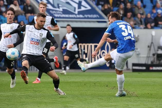 2024.10.28 xJFAx 2.Bundesliga SV Darmstadt 98 - SSV Ulm 1846 v.l., Felix Higl (SSV Ulm 1846), Torschus von Kilian Julian Corredor (SV Darmstadt 98) (DFL DFB REGULATIONS PROHIBIT ANY USE OF PHOTOGRAPHS as IMAGE SEQUENCES and or QUASI-VIDEO)