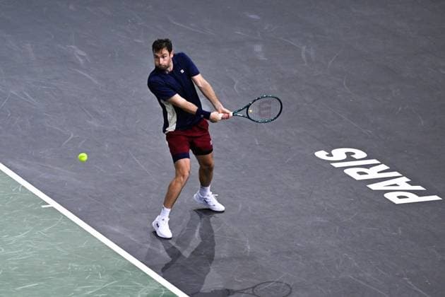 Quentin Halys ( FRA ) during the Rolex Paris Masters at Accor Hotel Arena on October 27, 2024 in Paris, France. ( Photo by Federico Pestellini Panoramic ) TENNIS : Rolex Paris Masters - Paris - 27 10 2024 FedericoPestellini Panoramic 