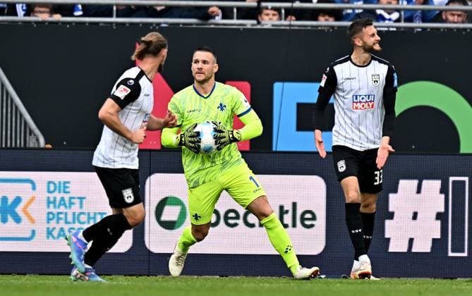 27.10.2024, xfux, Fussball 2.Bundesliga, SV Darmstadt 98 - SSV Ulm 1846, emspor, v.l. Marcel Schuhen (SV Darmstadt 98) (DFL DFB REGULATIONS PROHIBIT ANY USE OF PHOTOGRAPHS as IMAGE SEQUENCES and or QUASI-VIDEO) Darmstadt