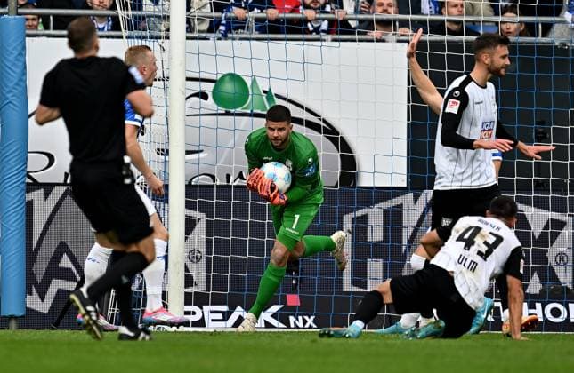 27.10.2024, xfux, Fussball 2.Bundesliga, SV Darmstadt 98 - SSV Ulm 1846, emspor, v.l. Nicolas Thiede (SSV Ulm 1846) (DFL DFB REGULATIONS PROHIBIT ANY USE OF PHOTOGRAPHS as IMAGE SEQUENCES and or QUASI-VIDEO) Darmstadt