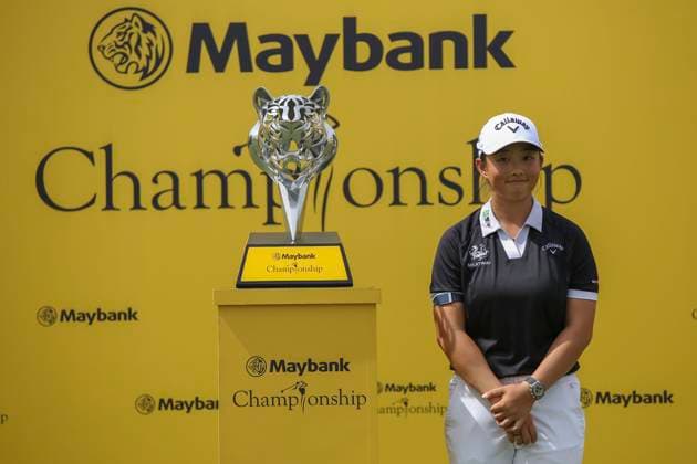 October 27, 2024, Kuala Lumpur, Malaysia: Ruoning Yin of China poses with the Tiger trophy after winning the Maybank Championship 2024 on the final round at Kuala Lumpur Golf & Country Club. Maybank Championship 2024 came to a thrilling conclusion on the final round today with Ruoning Yin claiming the unique tiger trophy as the winner. Kuala Lumpur Malaysia - ZUMAs197 20241027_aaa_s197_076 Copyright: xFarisxHadziqx