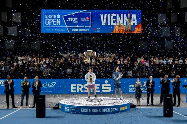 JACK DRAPER (GBR) celebrating his victory of the Erste Bank Open together with second place finisher KAREN KHACHANOV at the ATP, Tennis Herren World Tour, Erste Bank Open at the Wiener Stadthalle. Vienna