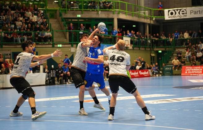 2. Handball Bundesliga, Bergischer HC vs. HC Elbflorenz, 27.10.2024 Eloy Morante Maldonado (Bergischer HC 33) ;2. Handball Bundesliga, Bergischer HC vs. HC Elbflorenz, 27.10.2024,Uni-Halle,Wuppertal,Deutschland am 27.10.24