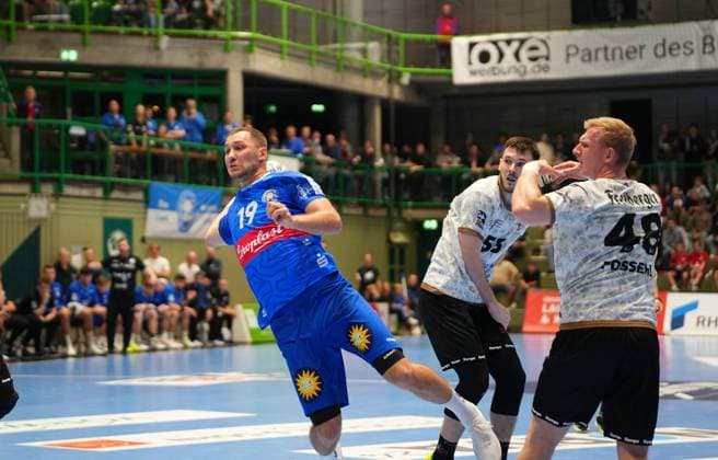 2. Handball Bundesliga, Bergischer HC vs. HC Elbflorenz, 27.10.2024 Tomáö Babák (Bergischer HC 19) ;2. Handball Bundesliga, Bergischer HC vs. HC Elbflorenz, 27.10.2024,Uni-Halle,Wuppertal,Deutschland am 27.10.24