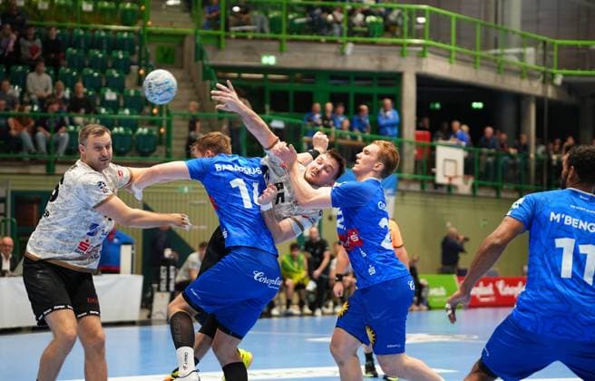 2. Handball Bundesliga, Bergischer HC vs. HC Elbflorenz, 27.10.2024 Timo Löser (HC Elbflorenz Dresden 55) ;2. Handball Bundesliga, Bergischer HC vs. HC Elbflorenz, 27.10.2024,Uni-Halle,Wuppertal,Deutschland am 27.10.24