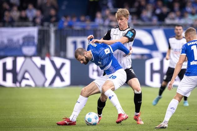 Sport Bilder des Tages Fußball - Herren - 2. Bundesliga - 10. Spieltag - Saison 2024 2025 - SV Darmstadt 98 - SSV Ulm 1846 Fußball 1:1 27.10.2024 20 Aleksandar Vukotic (SV Darmstadt), 38 Luka Hyryläinen (SSV Ulm) DFL regulations prohibit any use of photographs as image sequences and or quasi-video Darmstadt Merck-Stadion am Böllenfalltor Deutschland