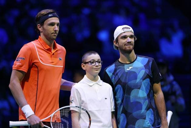 ROLEX PARIS MASTERS TENNIS 2024 Thierry Larret Maxppp. Tennis. Rolex Paris Masters. Accorhotels Arena, Paris (75), le 28 Octobre 2024. Tomas MACHAC (CZE) vs Arthur RINDERKNECH (FRA). Paris (75) ACCORHOTELS ARENA ILE DE FRANCE FRANCE  Copyright: xMAXPPPxThierryxLarretx TL_20241028_7000 0776018805st