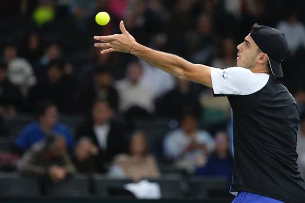 October 28, 2024, Paris, France: FRANCISCO CERUNDOLO (ARG) returns the ball to QUENTIN HALYS (FRA) during the round of 16 of Rolex Paris Masters 1000 tournament at Paris Accor Arena Stadium in Paris France.. Francisco Cerundolo won 7:6 6:3 Paris France - ZUMAp119 20241028_zaf_p119_018 Copyright: xPierrexSteveninx