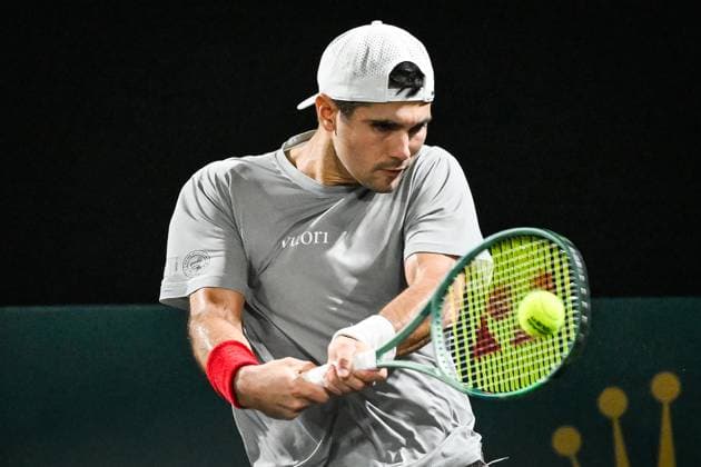 October 28, 2024, Paris, France, France: Marcos GIRON of United States during the first day of the Rolex Paris Masters 1000 tennis tournament at Accor Arena on October 28, 2024 in Paris, France. Paris France - ZUMAm308 20241028_zsp_m308_021 Copyright: xMatthieuxMirvillex