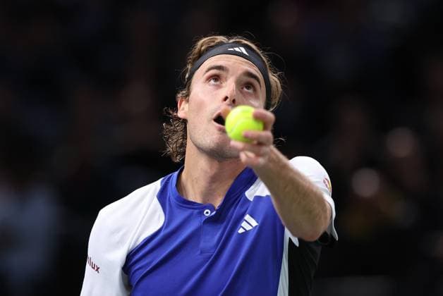 ROLEX PARIS MASTERS TENNIS 2024 Thierry Larret Maxppp. Tennis. Rolex Paris Masters. Accorhotels Arena, Paris (75), le 28 Octobre 2024. Stefanos TSITSIPAS (GRE) vs Roberto CARBALLES BAENA (ESP) Paris (75) ACCORHOTELS ARENA ILE DE FRANCE FRANCE  Copyright: xMAXPPPxThierryxLarretx TL_20241028_2028 0776166284st